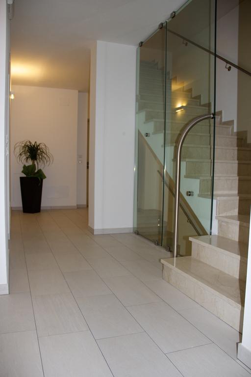Residence La Perla Каорле Экстерьер фото