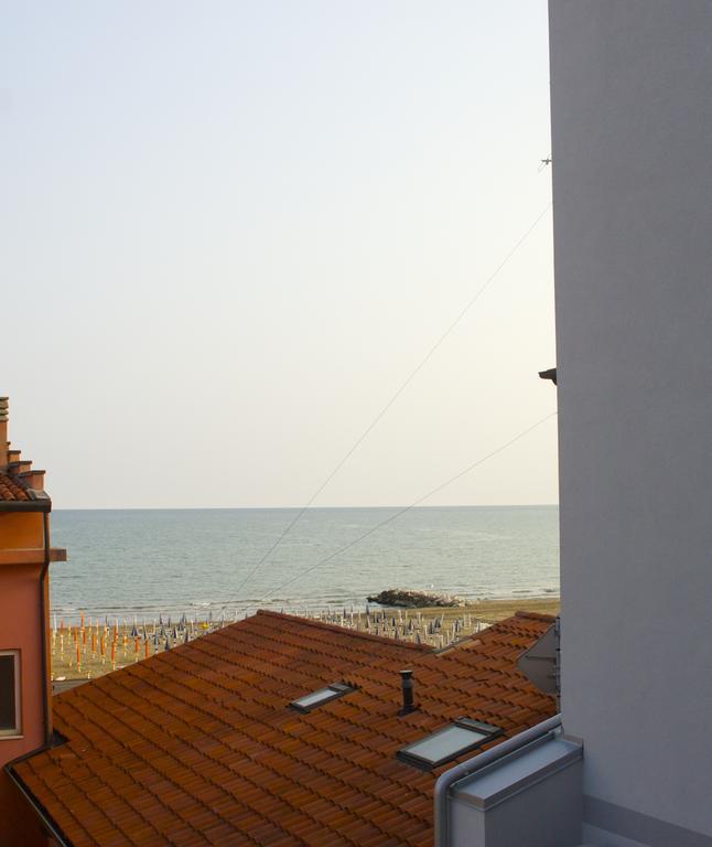 Residence La Perla Каорле Номер фото